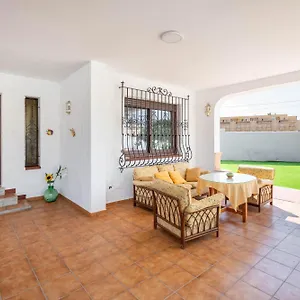 Сasa de vacaciones Casa En Con Barbacoa Y Jardin, Cerca De La Playa, Cabo De Gata